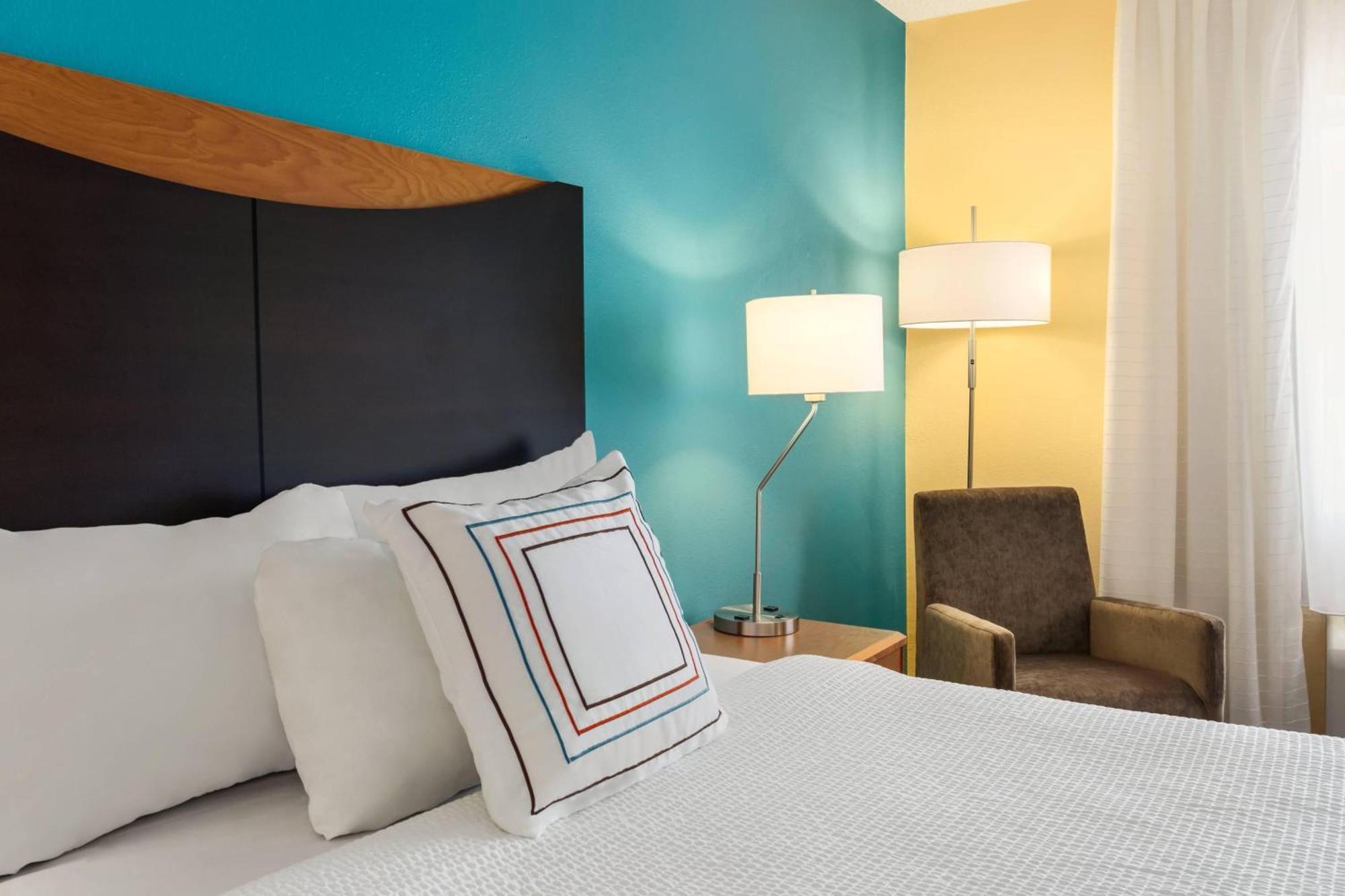 Hotel Fairfield & By Marriott Norman